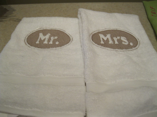 Mr Mrs Hand Towels for Bathwedding gift hand towels personalized